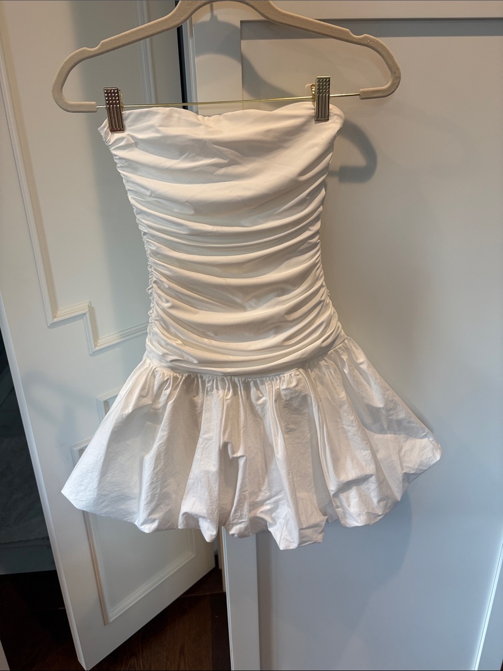 Lucy in the Sky White Strapless Bubble Hem Dress XS
